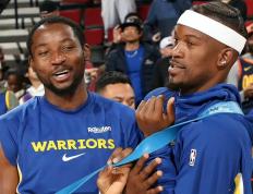 九游娱乐-包含巴特勒迎来三赛季高光表现，曼联球迷沸腾！的词条