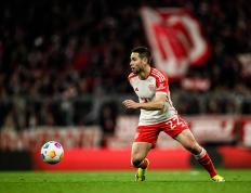 九游娱乐-包含莱万多夫斯基遭遇十五连败，拜仁教练面临压力！的词条