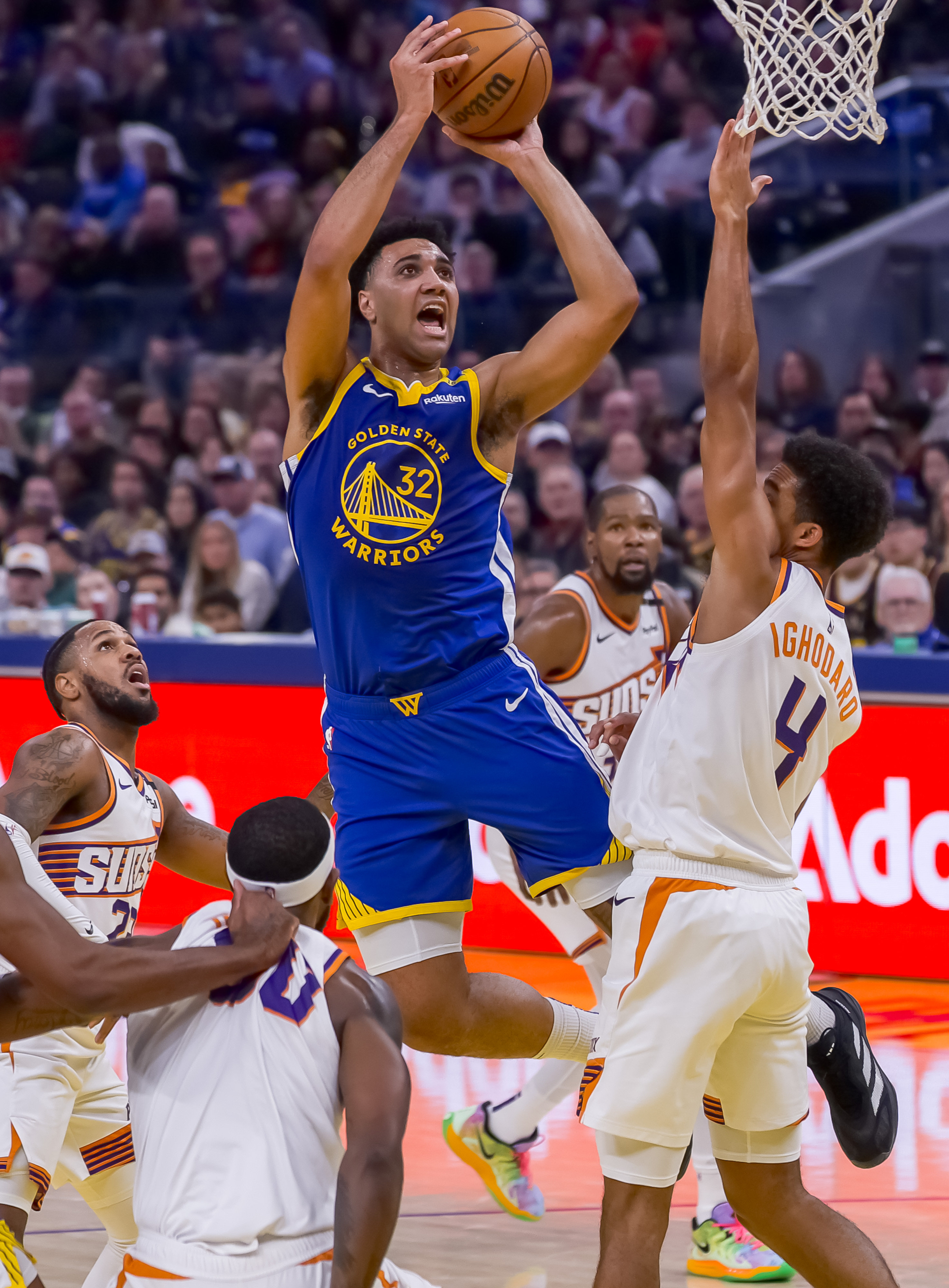 九游体育- 库里当场最高得分 